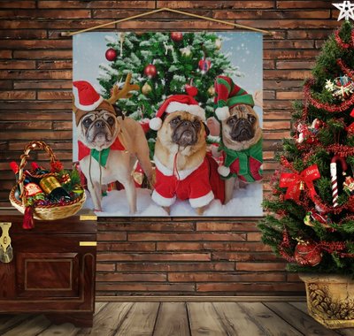 Мобільна картина-постер (гобелен)на тканині з 3D з принтом Різдвяні мопсики 1282313672 фото
